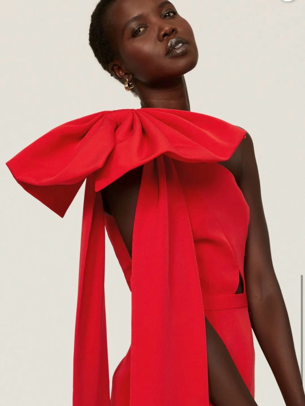 Elegant Red One-Shoulder Bow Mini Dress - Picture 4 of 7